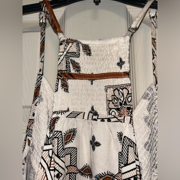 M Girls by Material Girls Sleeveless Boho Top - Picture 9 of 12